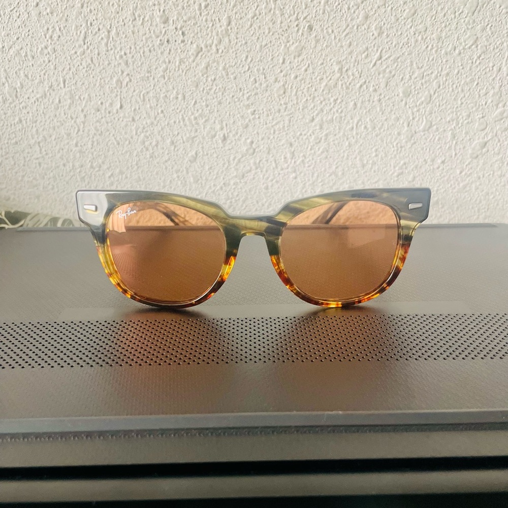 Ray-Ban Meteor sunglasses NWOT